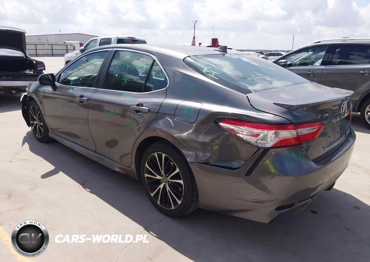 2020 Toyota Camry Se VIN:4T1G11AK5LU942216 - 3