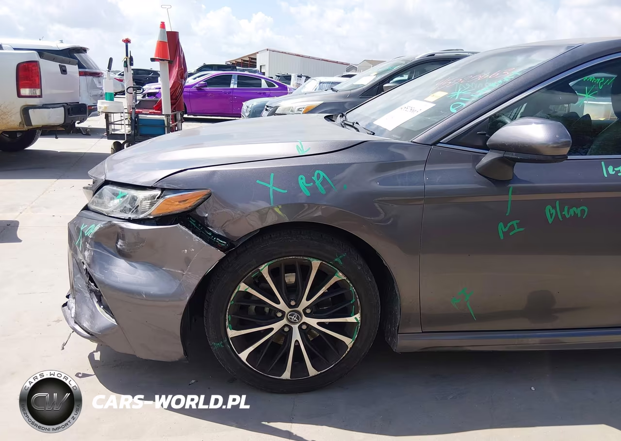 2020 Toyota Camry Se VIN:4T1G11AK5LU942216 - 6