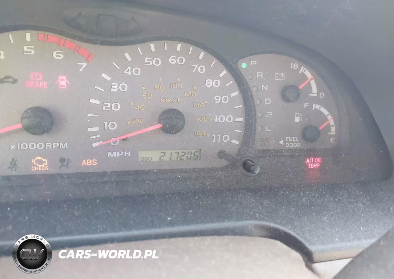 2001 Toyota Sequoia Limited V8 VIN:5TDBT48A21S008006 - 7