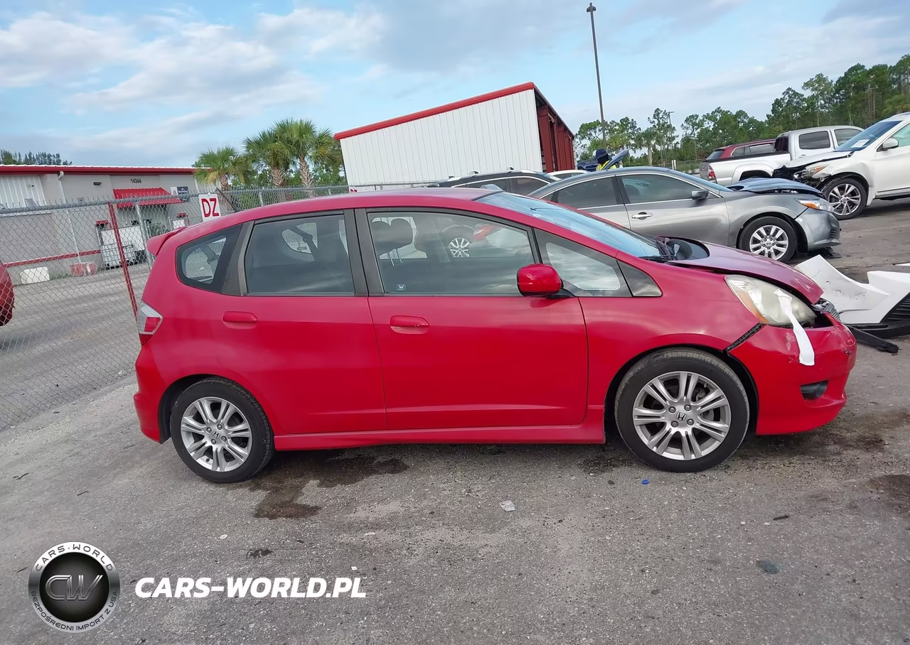 2009 Honda Fit Sport VIN:JHMGE88499S014369 - 13