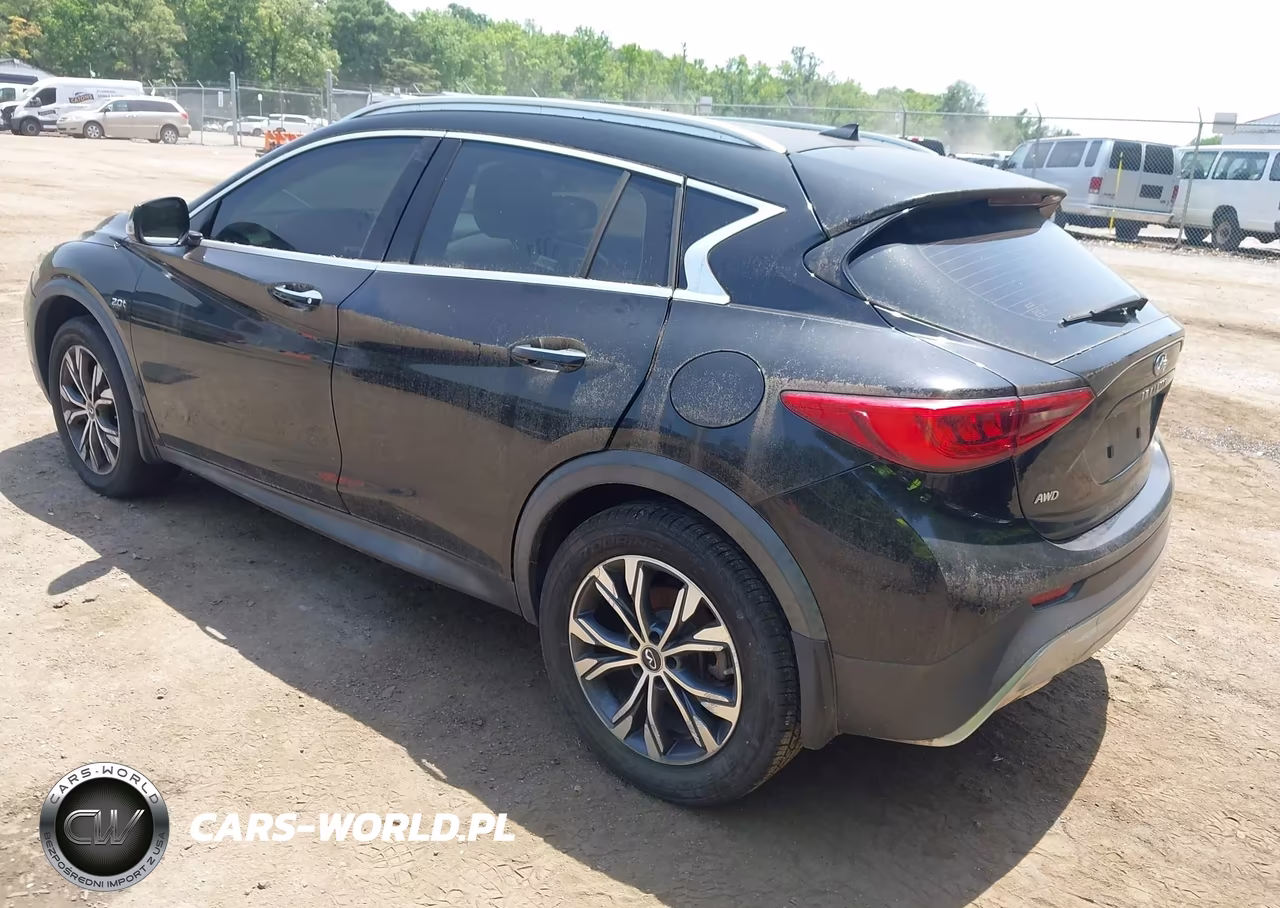 2017 Infiniti Qx30 Premium VIN:SJKCH5CR4HA033969 - 3