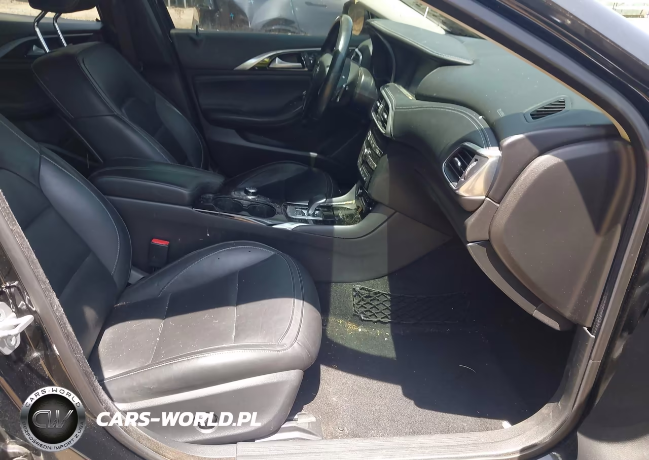 2017 Infiniti Qx30 Premium VIN:SJKCH5CR4HA033969 - 5