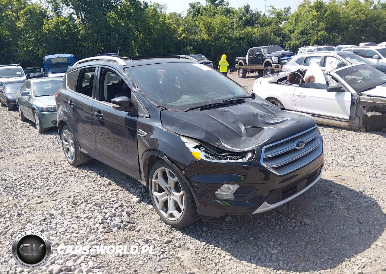 2019 Ford Escape Titanium – zdjęcie 1 z 16
