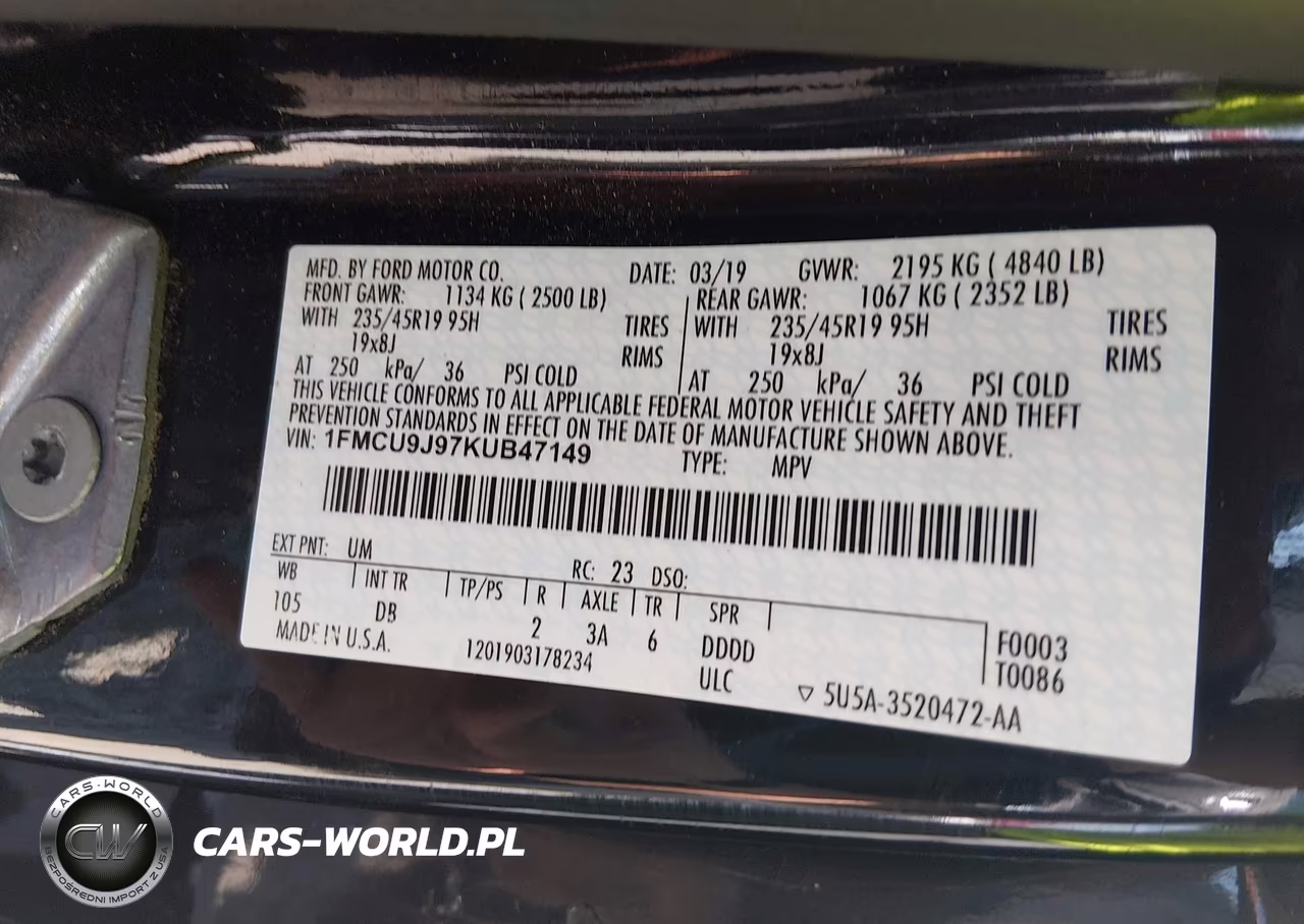 2019 Ford Escape Titanium VIN:1FMCU9J97KUB47149 - 9