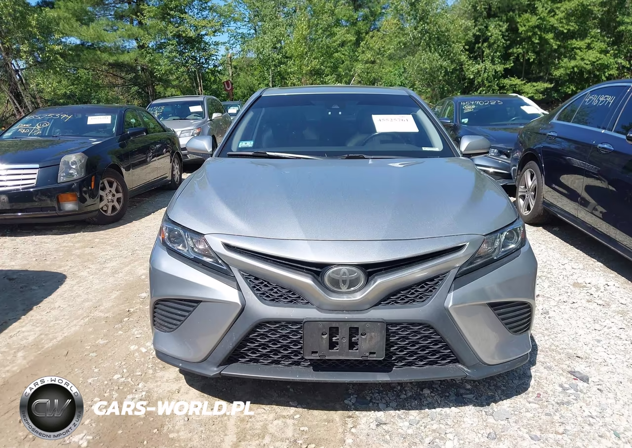 2018 Toyota Camry Se VIN:4T1B11HK6JU599767 - 12