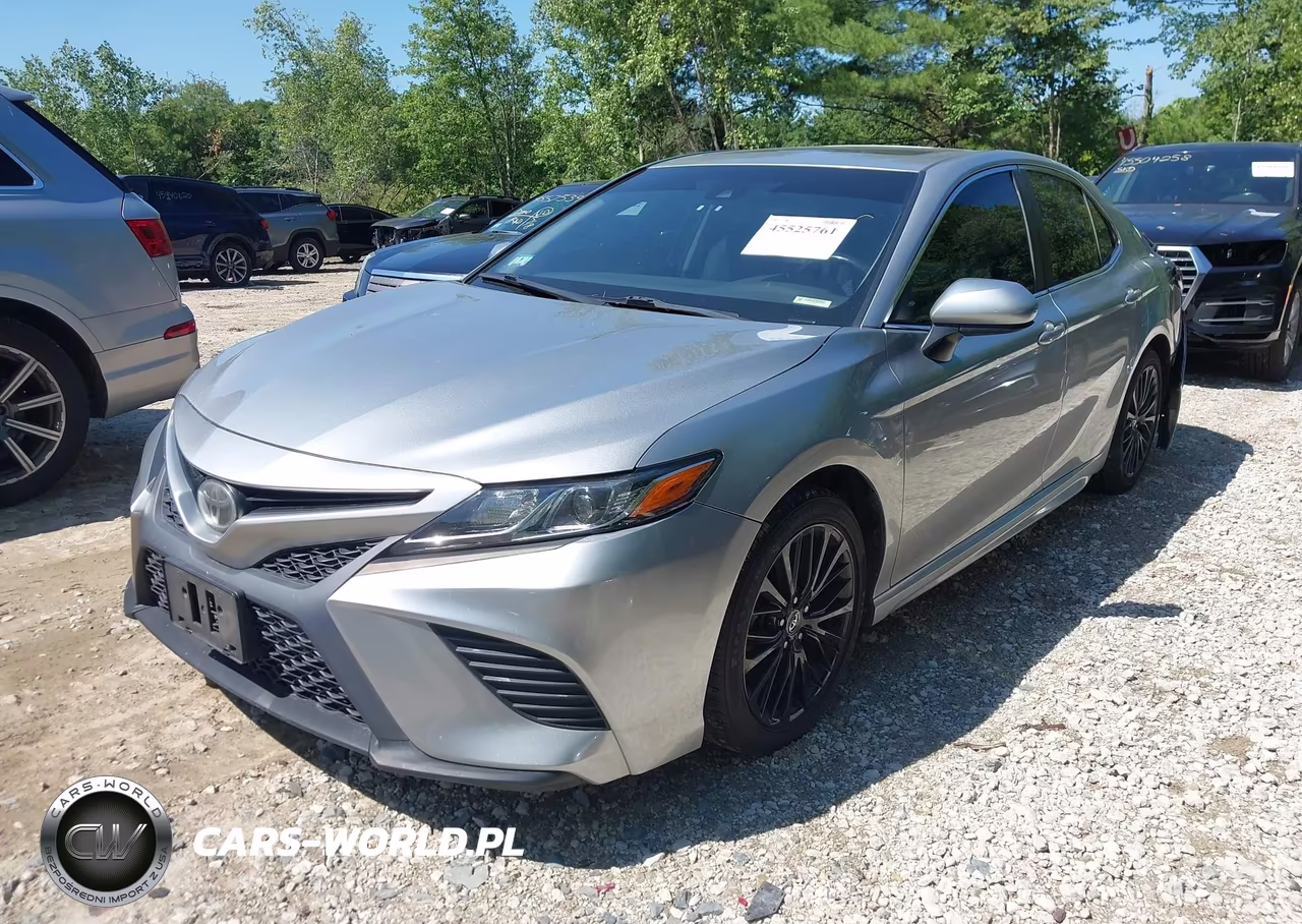2018 Toyota Camry Se VIN:4T1B11HK6JU599767 - 2