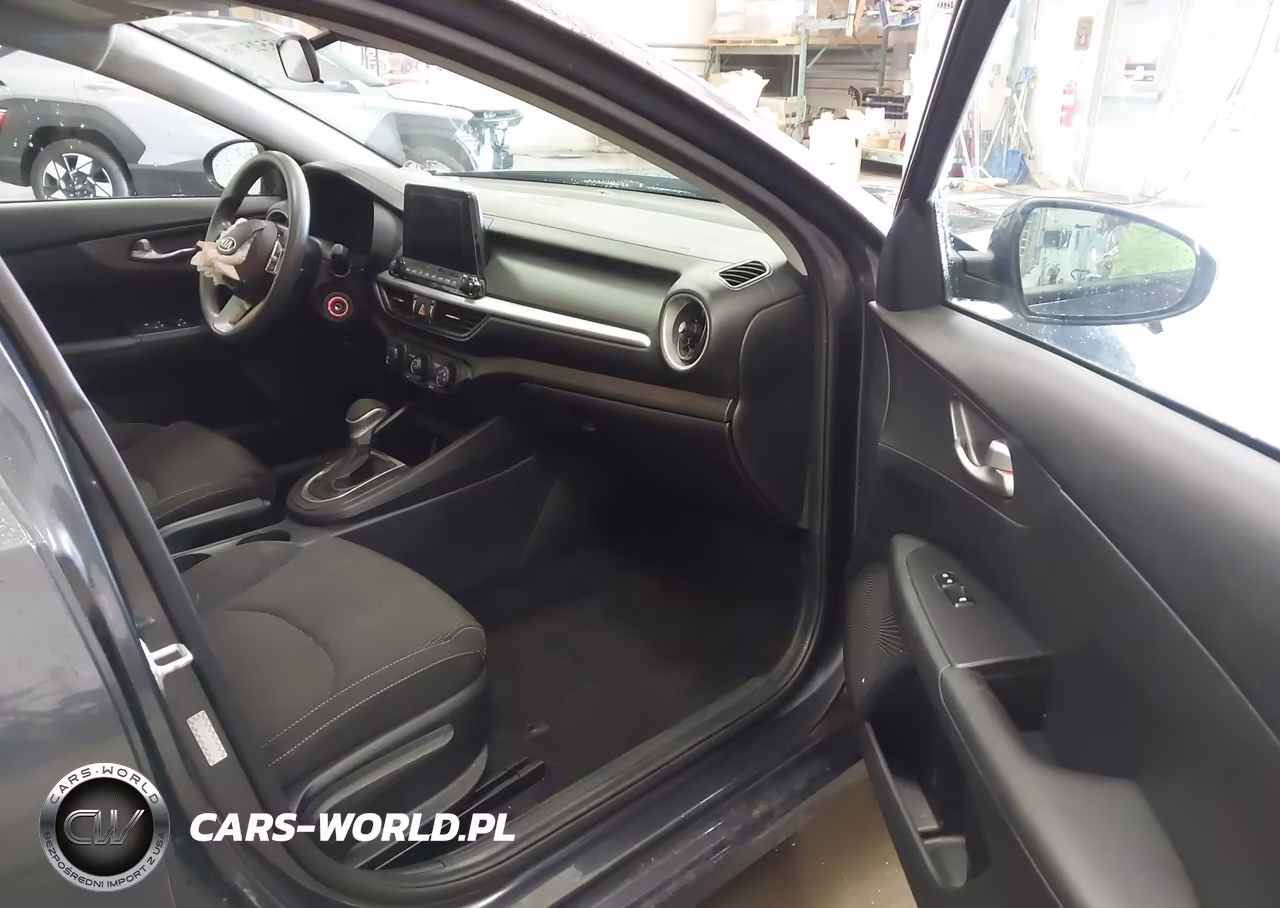 2020 Kia Forte Lxs VIN:3KPF24AD9LE224182 - 5