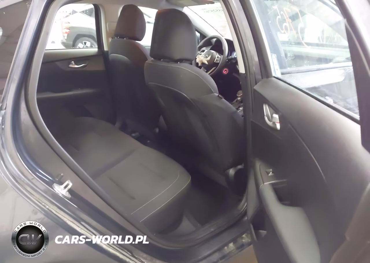 2020 Kia Forte Lxs VIN:3KPF24AD9LE224182 - 8
