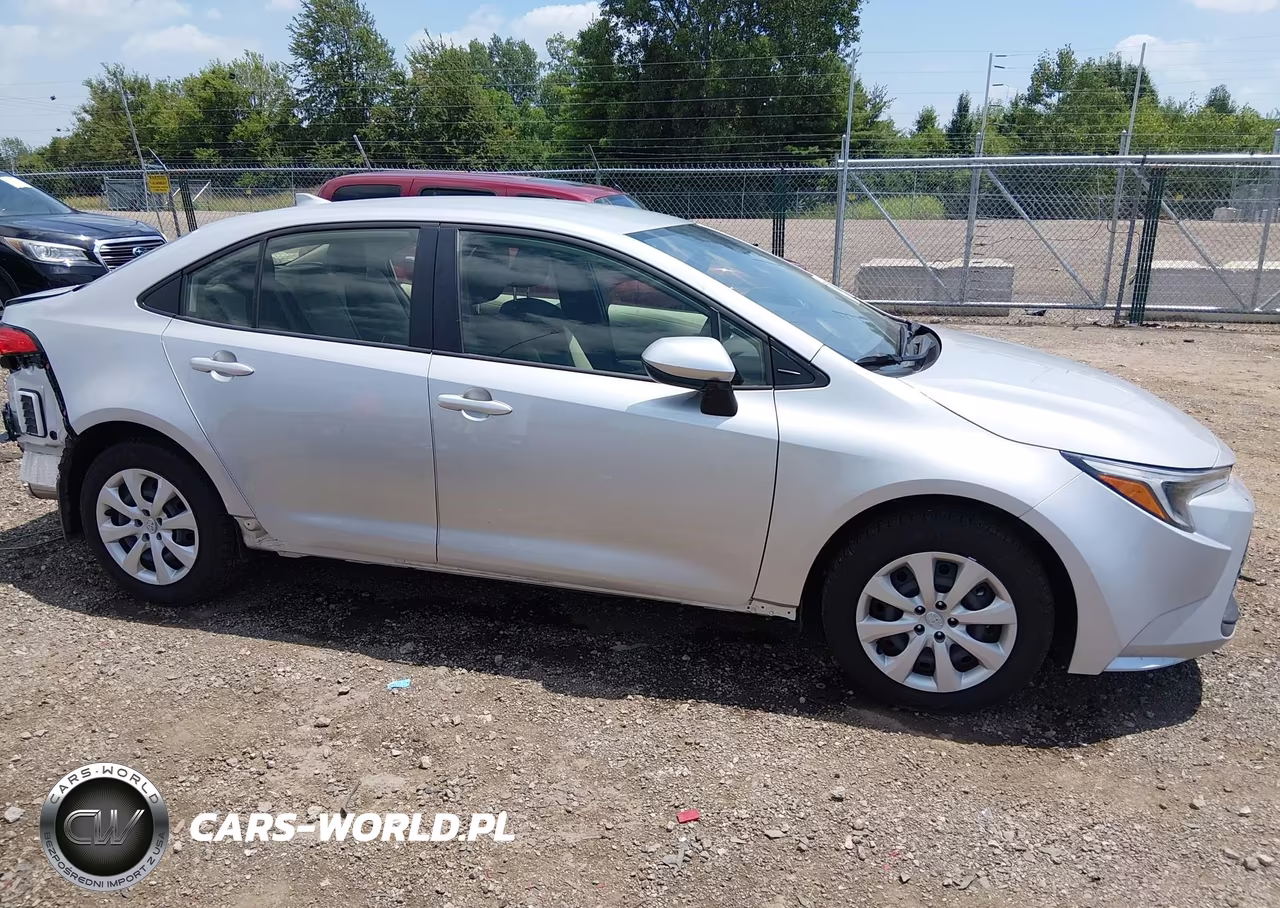 2026 Toyota Corolla Hybrid Hybrid Le VIN:JTDBCMFE4T3137634 - 14