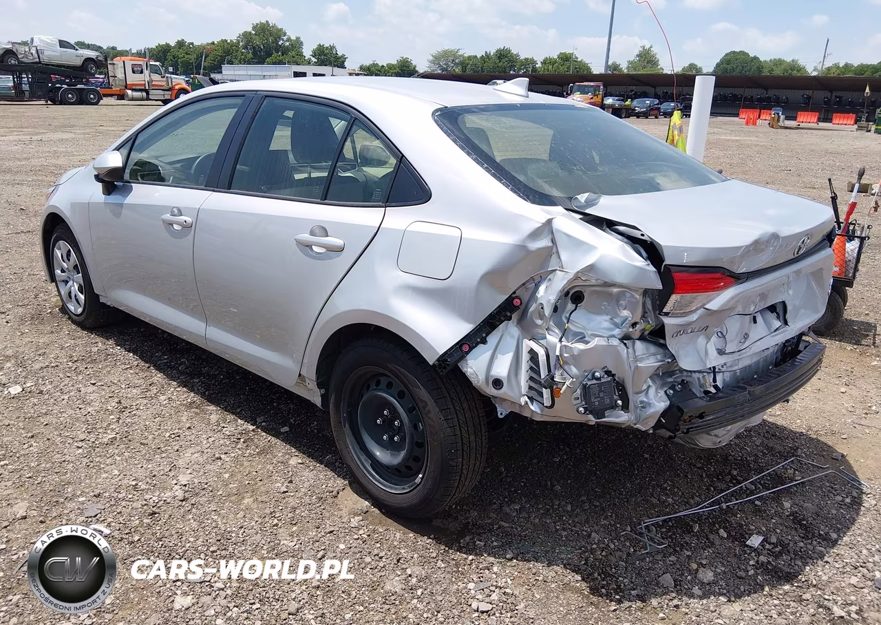 2026 Toyota Corolla Hybrid Hybrid Le VIN:JTDBCMFE4T3137634 - 3