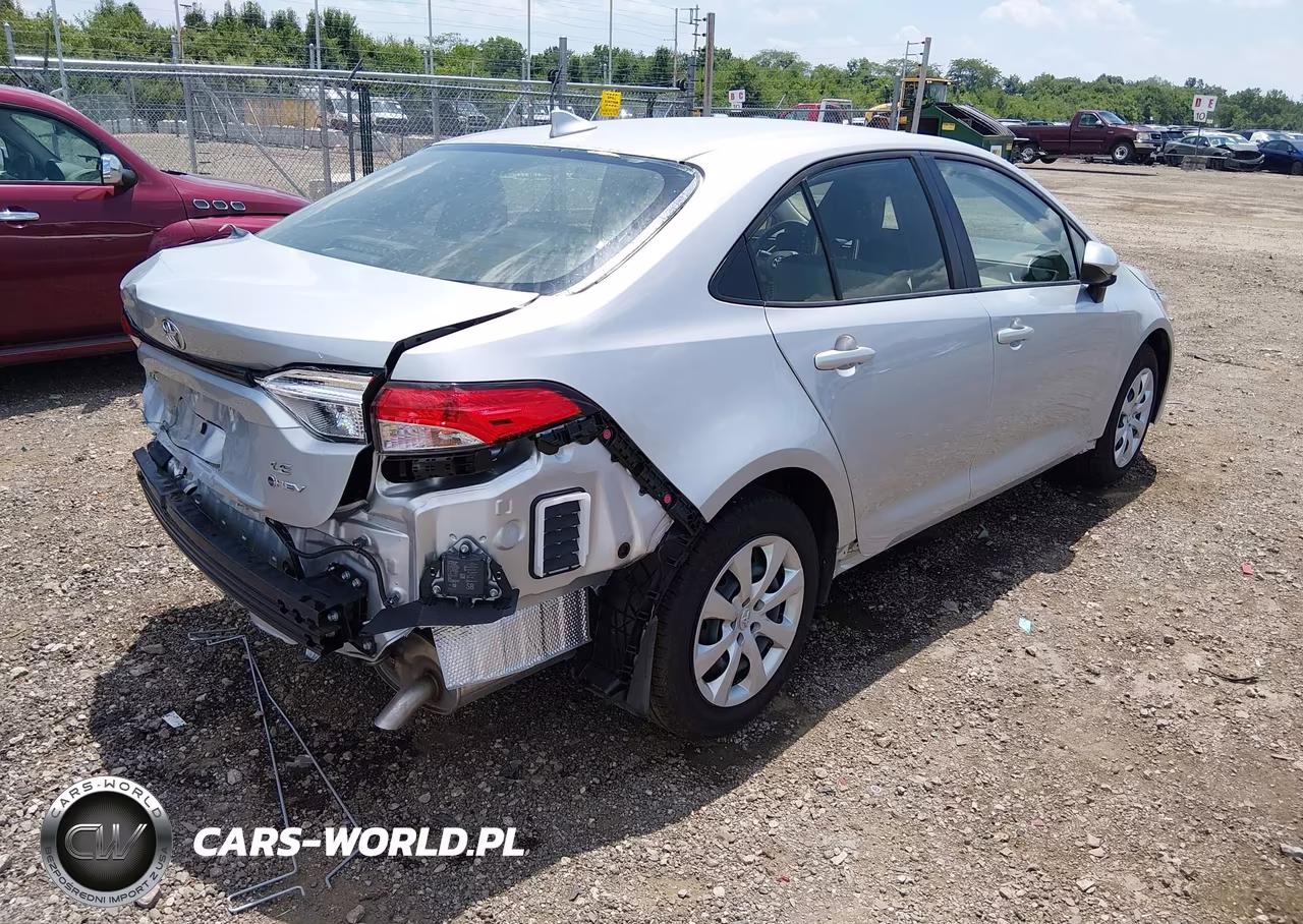2026 Toyota Corolla Hybrid Hybrid Le VIN:JTDBCMFE4T3137634 - 4