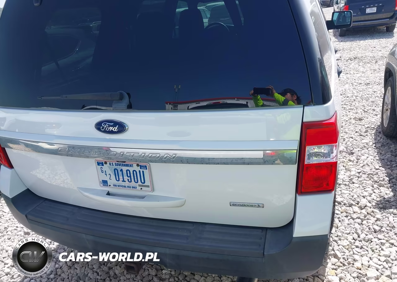 2017 Ford Expedition Xl VIN:1FMJU1FT8HEA71179 - 16