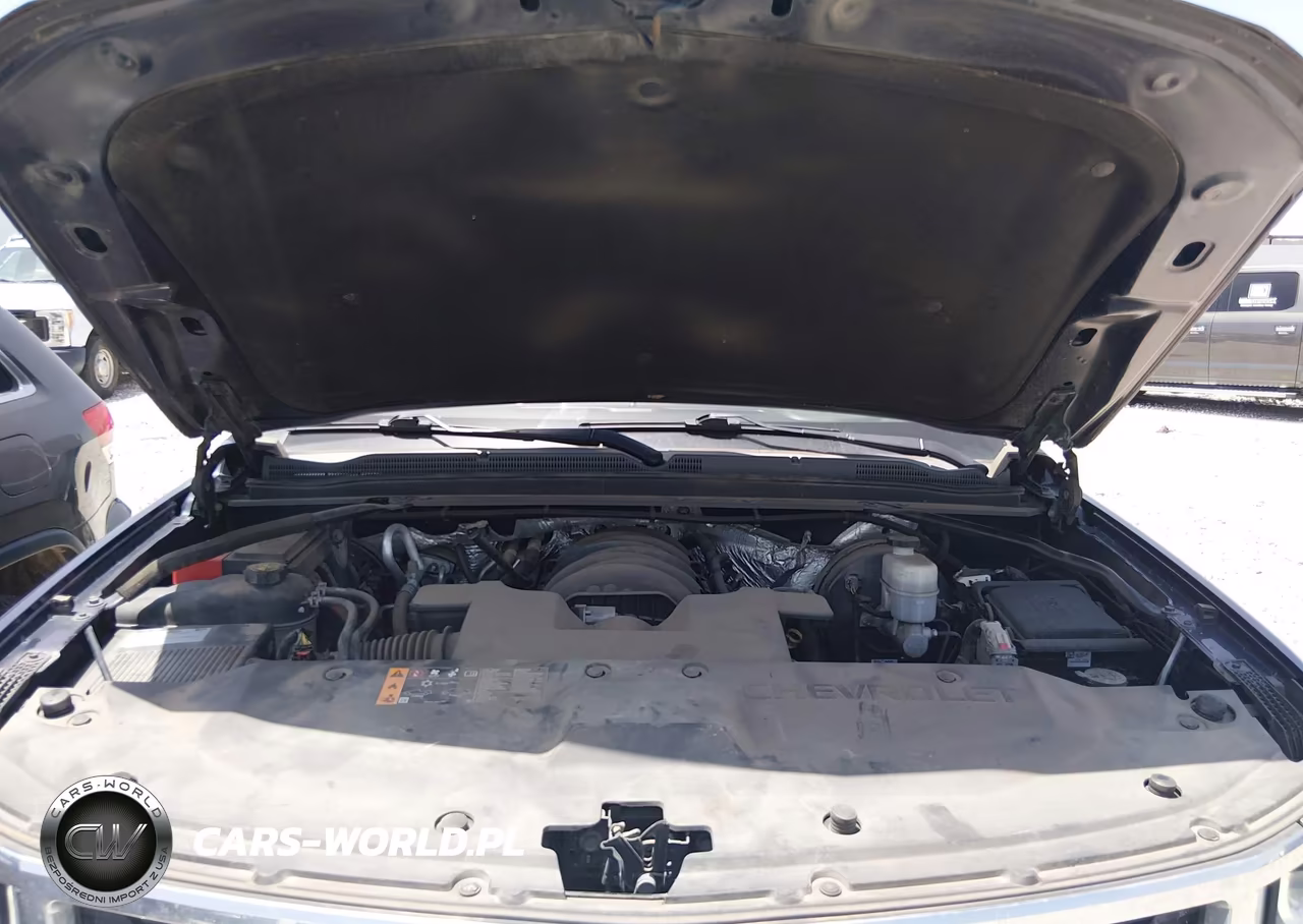 2017 Chevrolet Tahoe Ls VIN:1GNSKAEC6HR312270 - 10