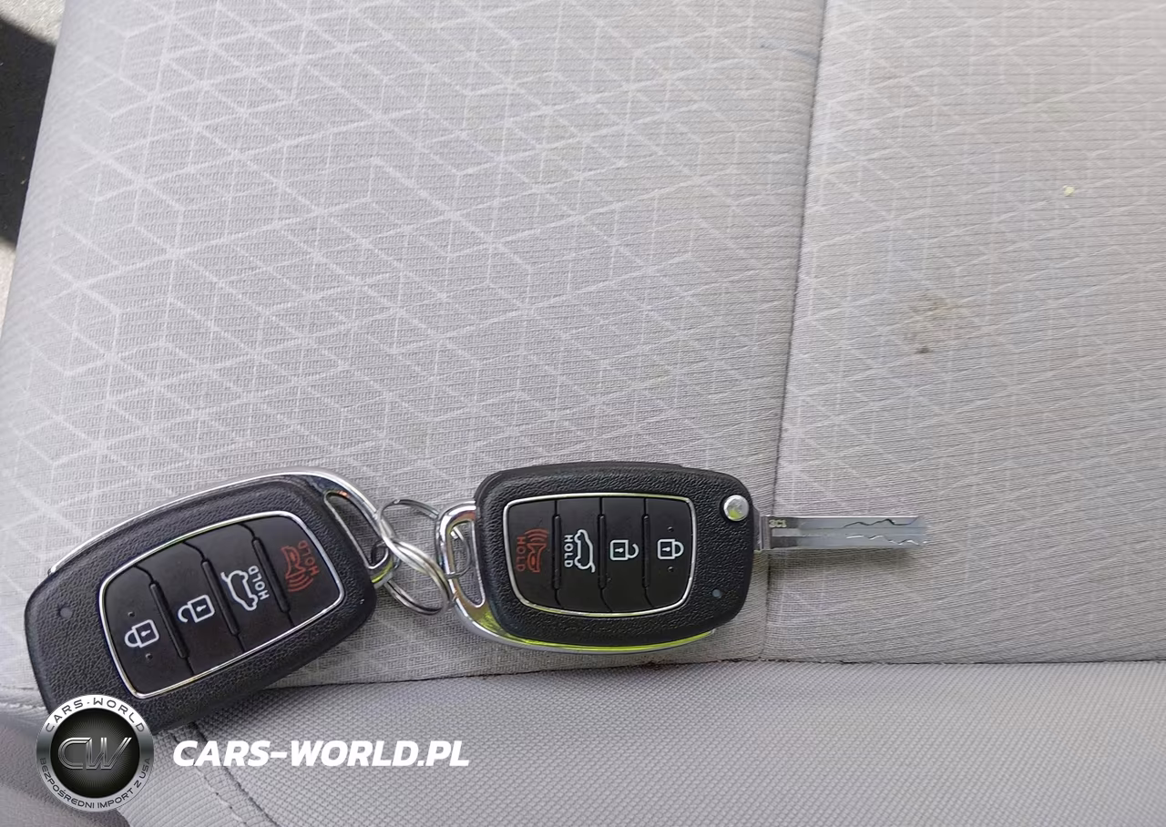 2018 Hyundai Tucson Se VIN:KM8J23A41JU655758 - 11