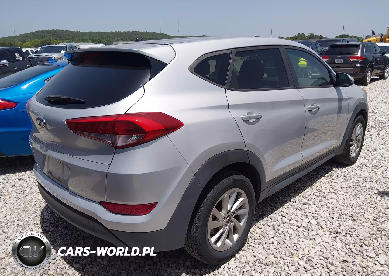 2018 Hyundai Tucson Se VIN:KM8J23A41JU655758 - 4