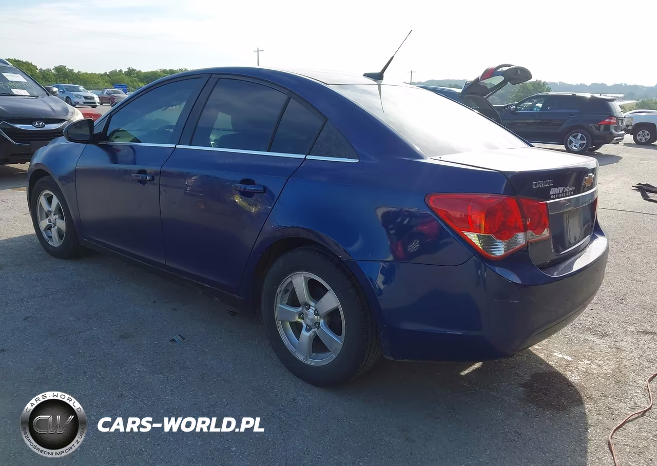 2013 Chevrolet Cruze Lt VIN:1G1PK5SB4D7152745 - 3