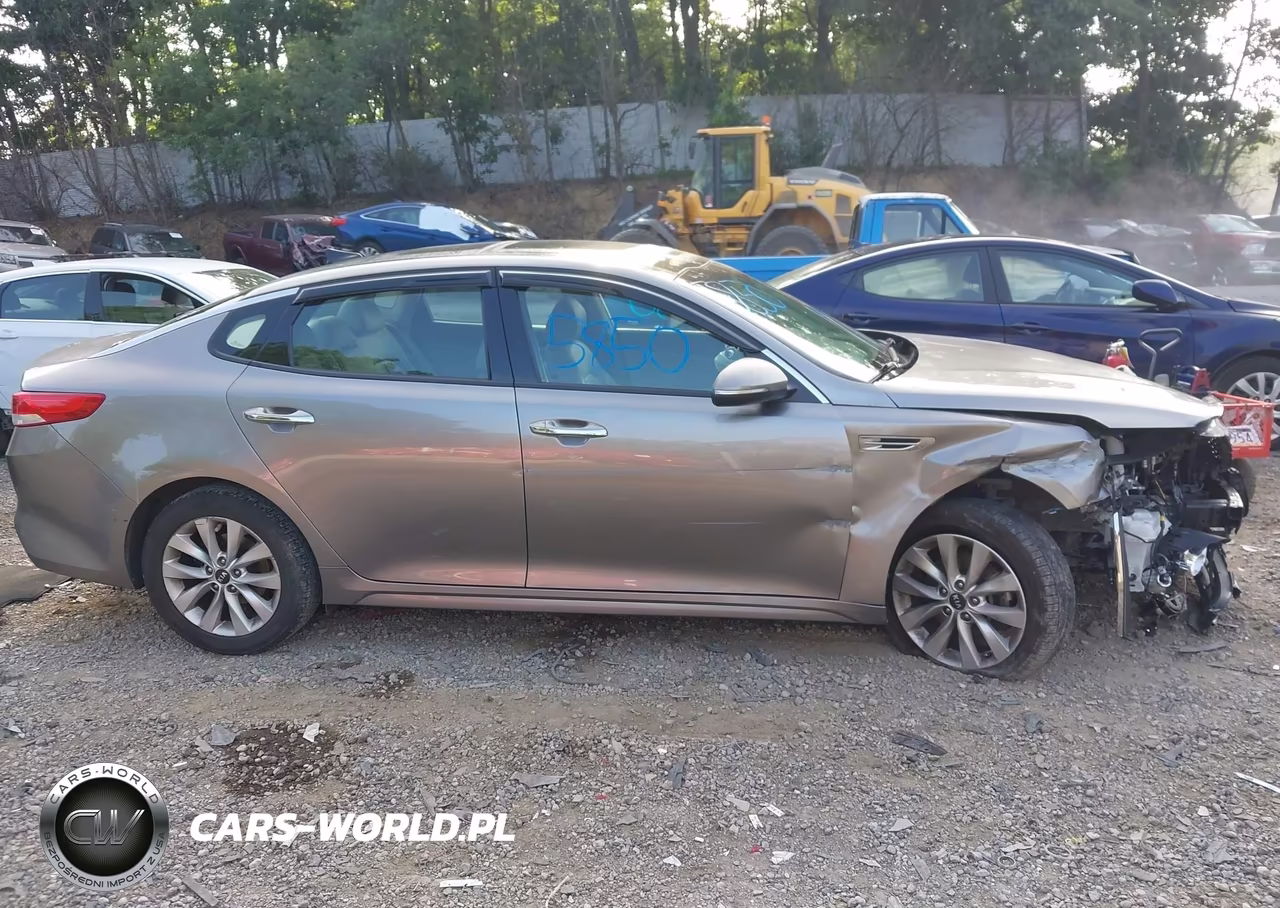 2018 Kia Optima Ex VIN:5XXGU4L31JG210834 - 13