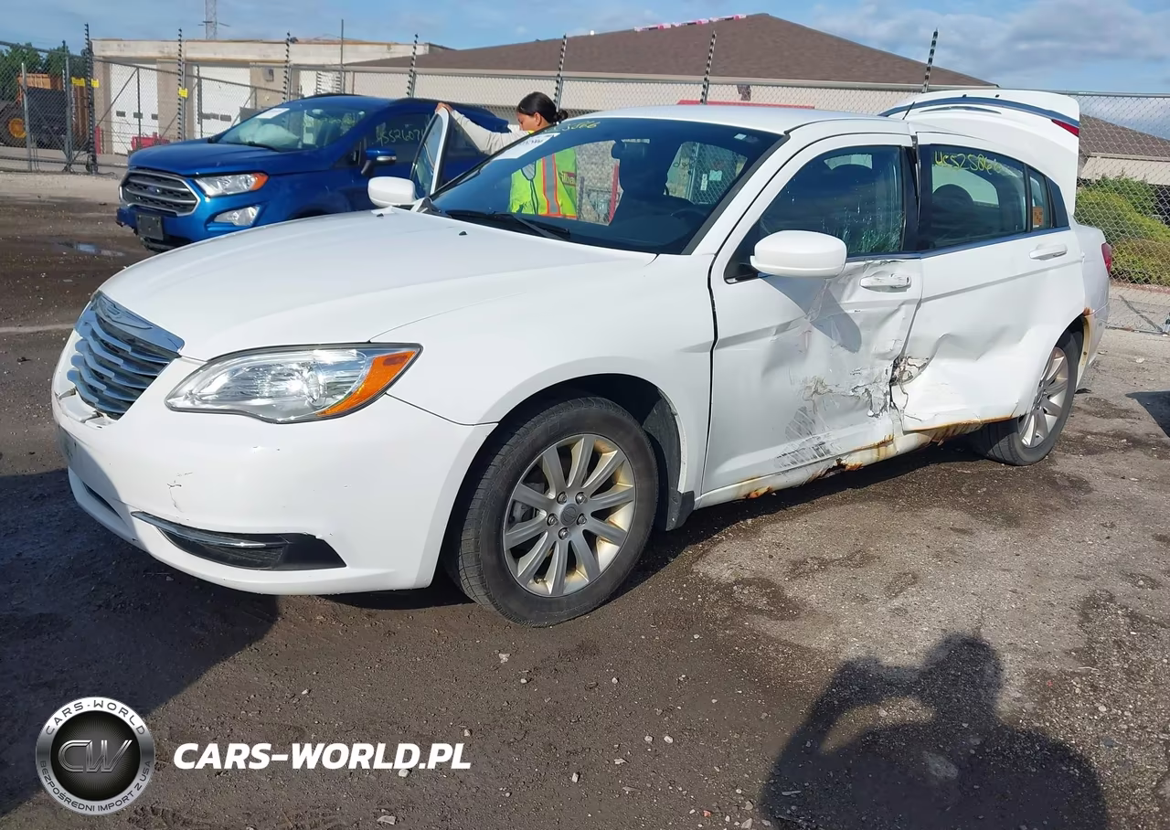 2011 Chrysler 200 Touring VIN:1C3BC1FG6BN611185 - 2