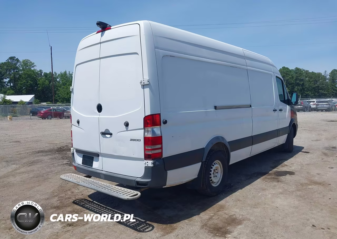 2016 Mercedes-Benz Sprinter 2500 High Roof VIN:WD3PE8DD6GP364642 - 4