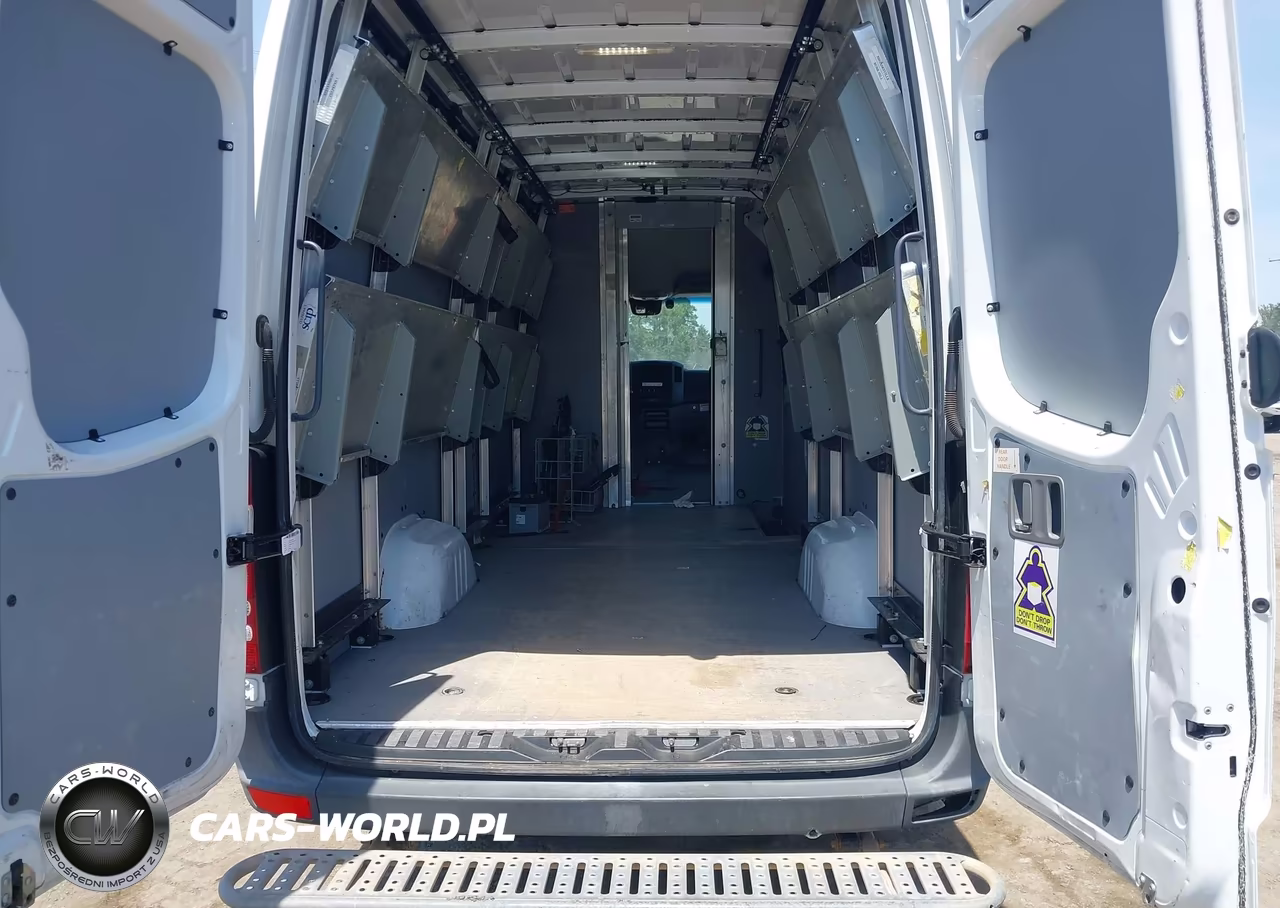 2016 Mercedes-Benz Sprinter 2500 High Roof VIN:WD3PE8DD6GP364642 - 8