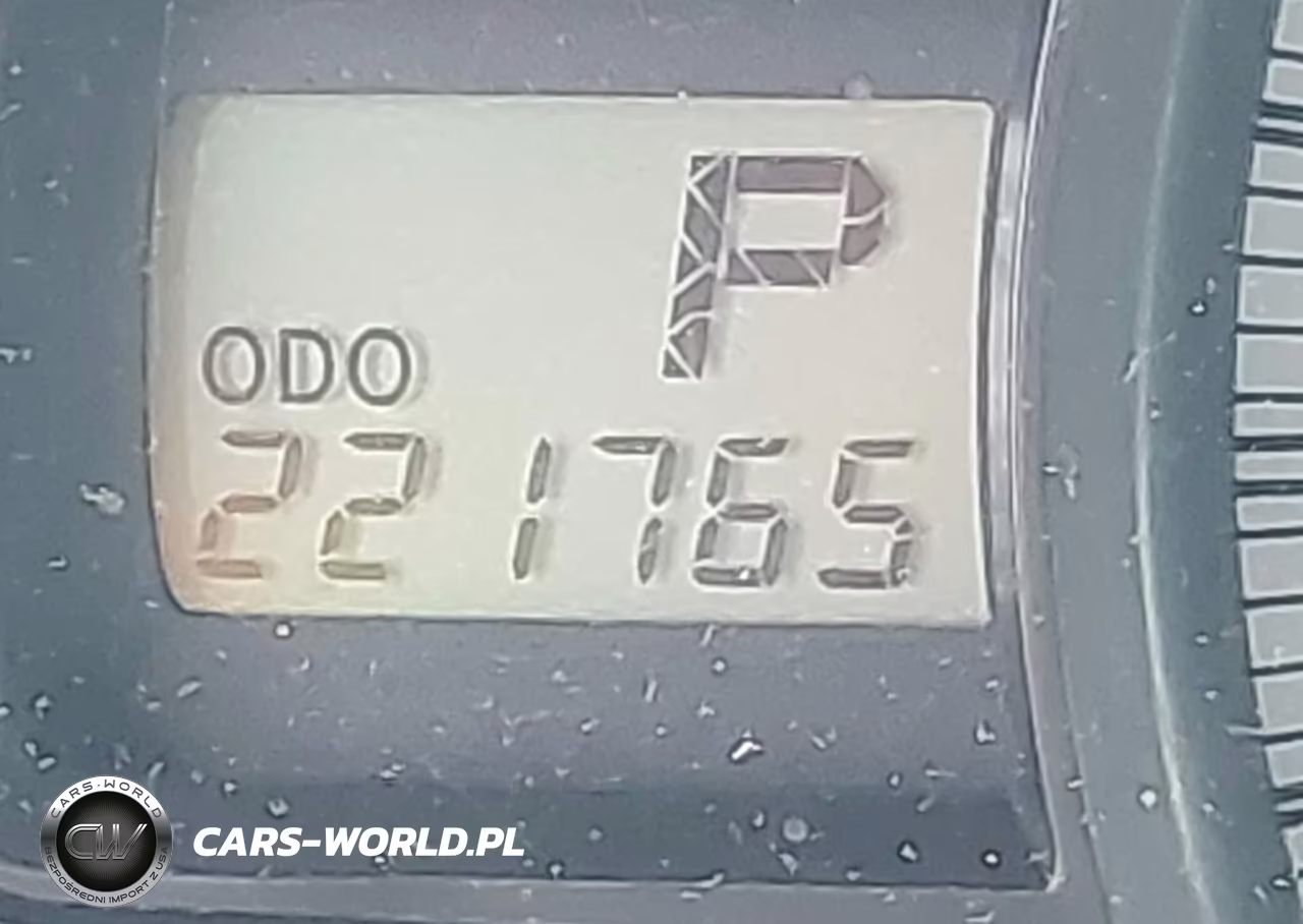 2011 Toyota Sienna Le V6 VIN:5TDKK3DC2BS130824 - 15