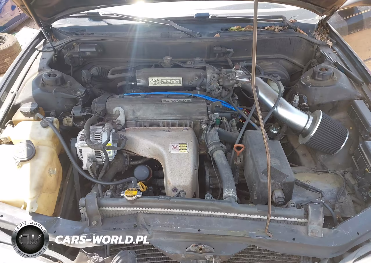 1993 Toyota Camry Le VIN:4T1SK12E7PU280516 - 10