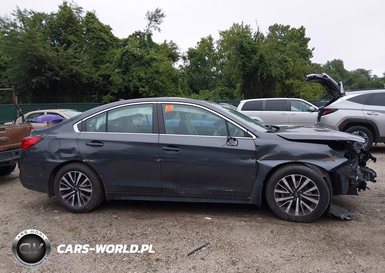 2018 Subaru Legacy 2.5I Premium VIN:4S3BNAF61J3040230 - 15