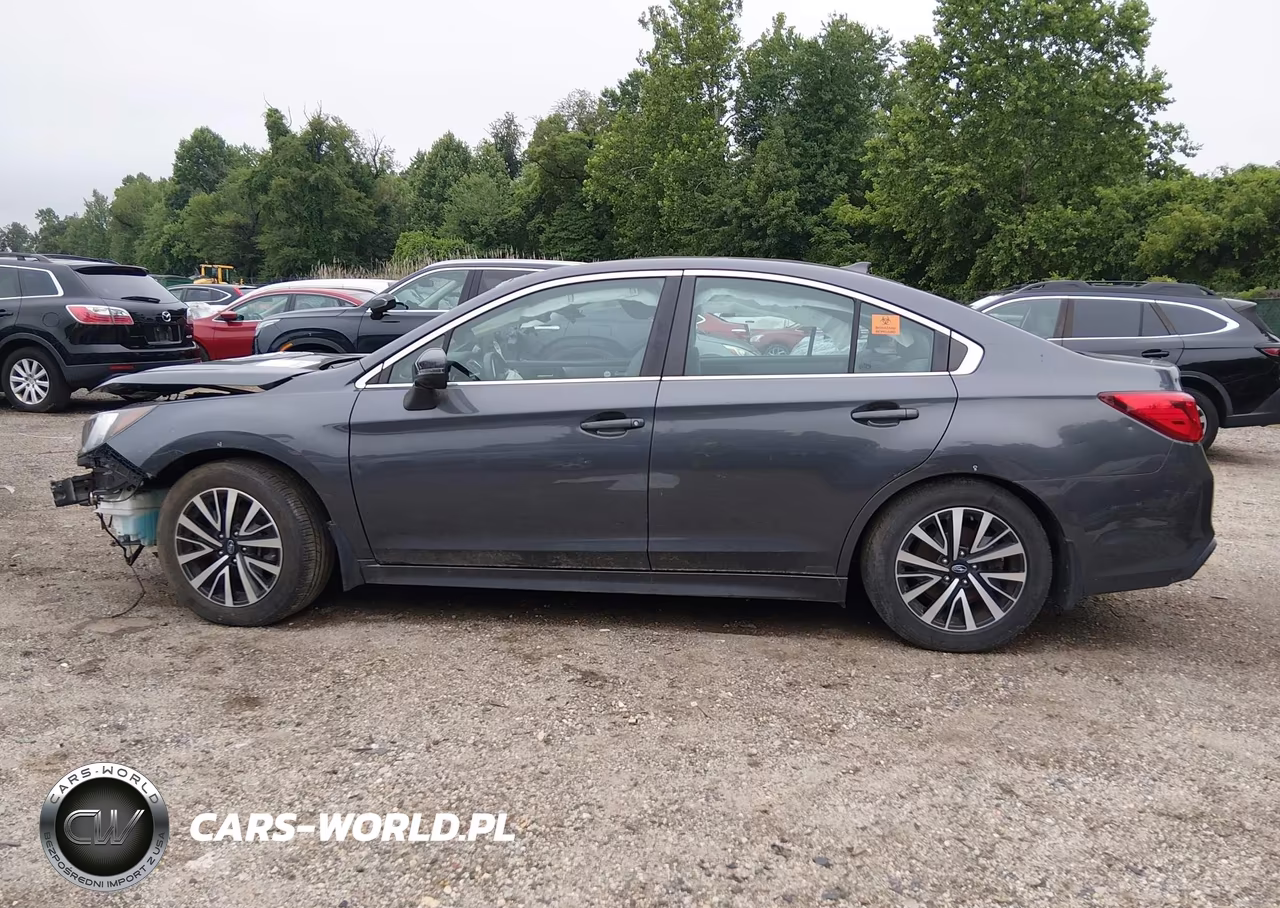 2018 Subaru Legacy 2.5I Premium VIN:4S3BNAF61J3040230 - 16