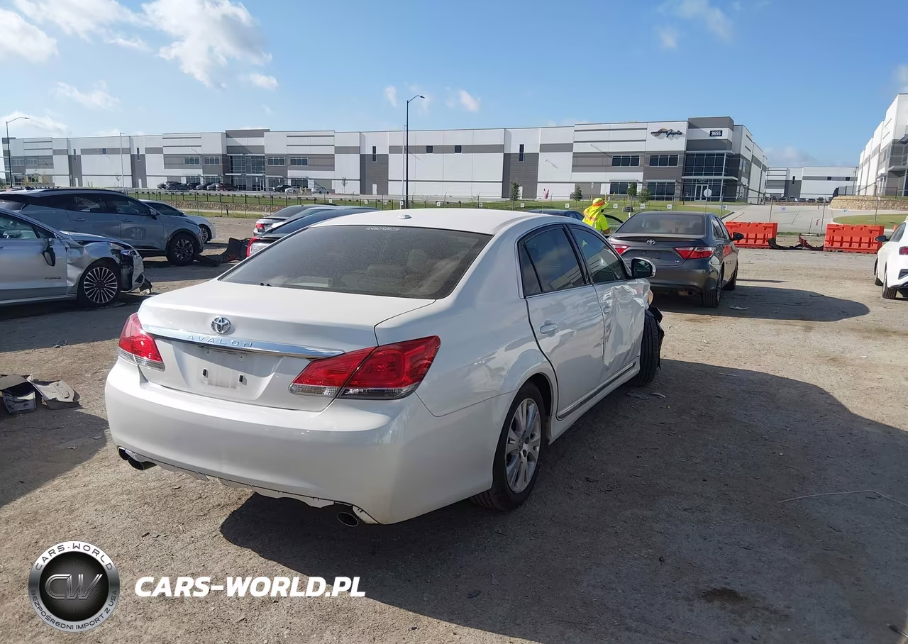 2011 Toyota Avalon VIN:4T1BK3DB4BU430914 - 4