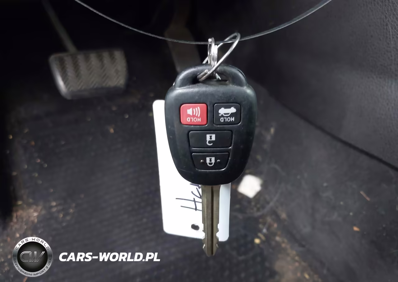 2017 Toyota Corolla Le VIN:5YFBURHE0HP614954 - 11
