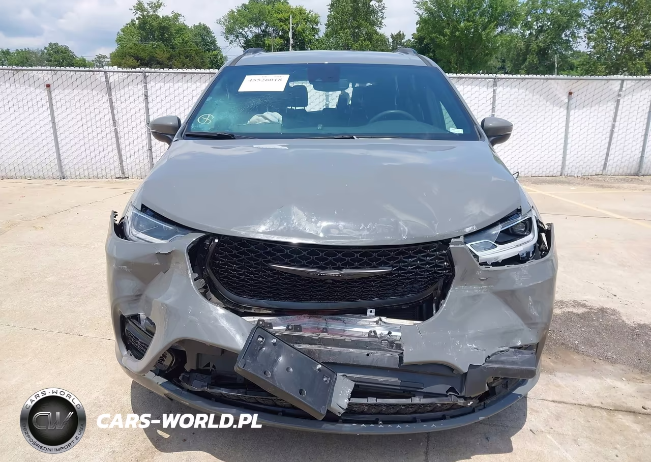 2023 Chrysler Pacifica Touring L VIN:2C4RC1BG2PR505665 - 12