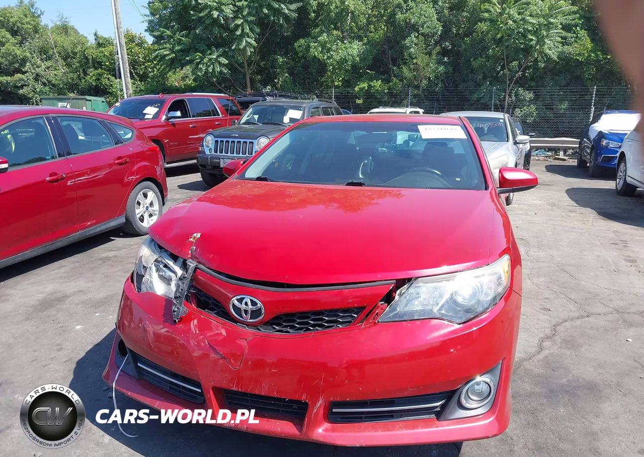 2014 Toyota Camry Se Sport VIN:4T1BF1FK9EU757965 - 12