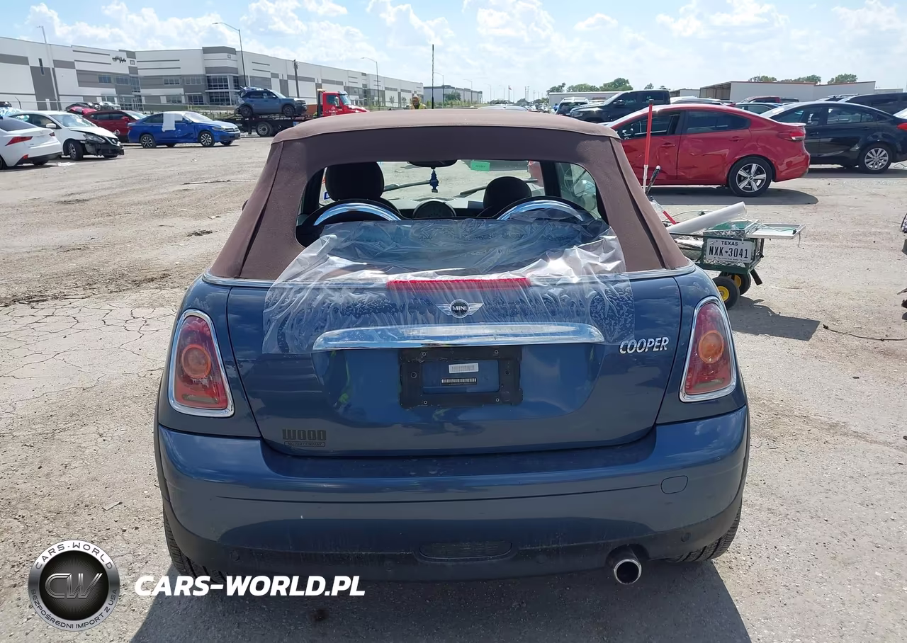 2009 Mini Cooper VIN:WMWMR33579TU95046 - 16