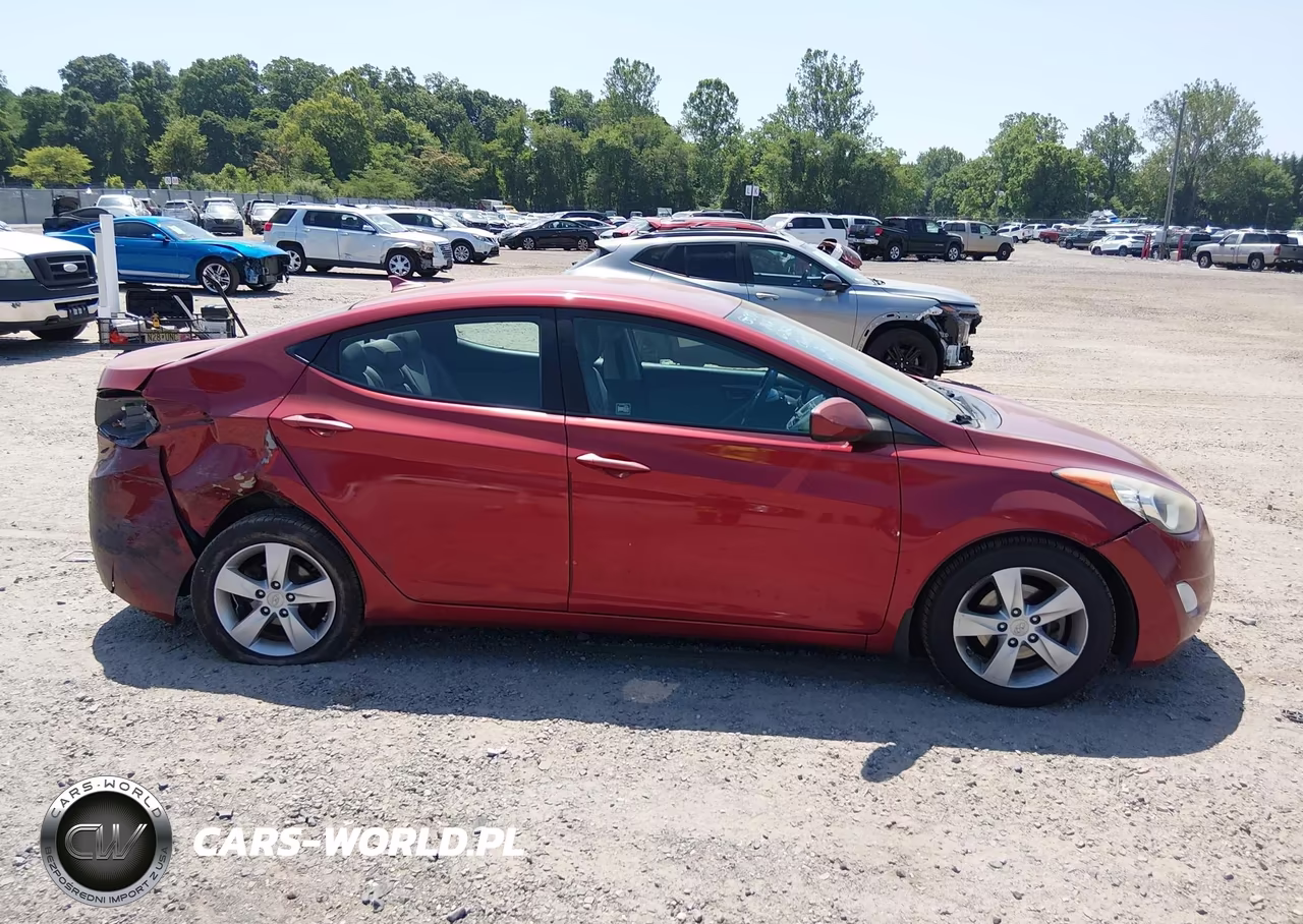 2013 Hyundai Elantra Gls VIN:5NPDH4AE4DH393344 - 12