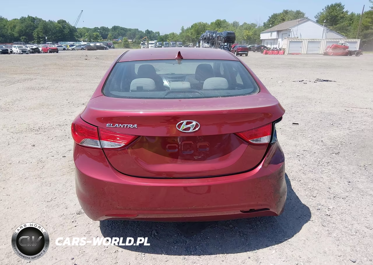 2013 Hyundai Elantra Gls VIN:5NPDH4AE4DH393344 - 15
