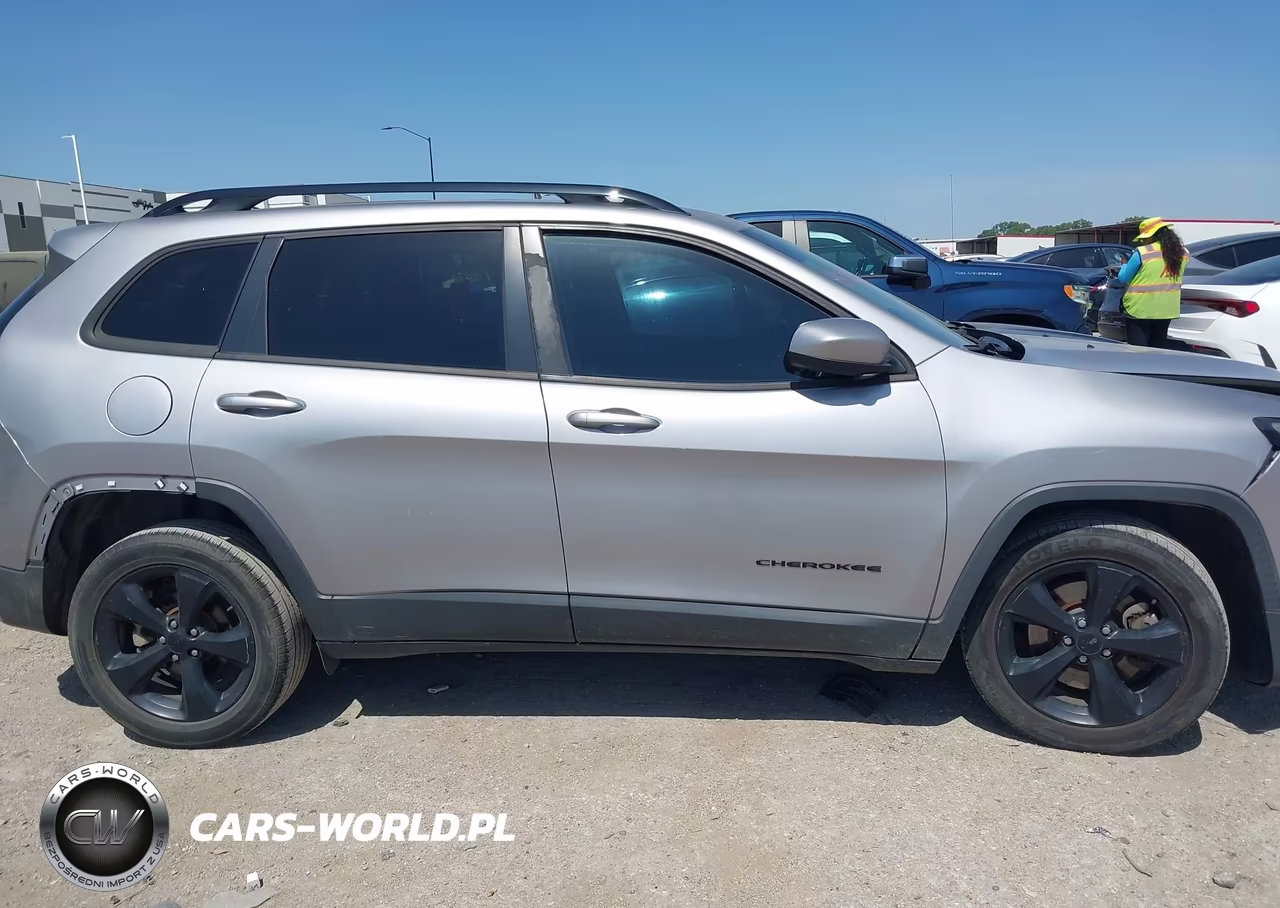 2018 Jeep Cherokee Latitude Fwd VIN:1C4PJLCB6JD558729 - 13