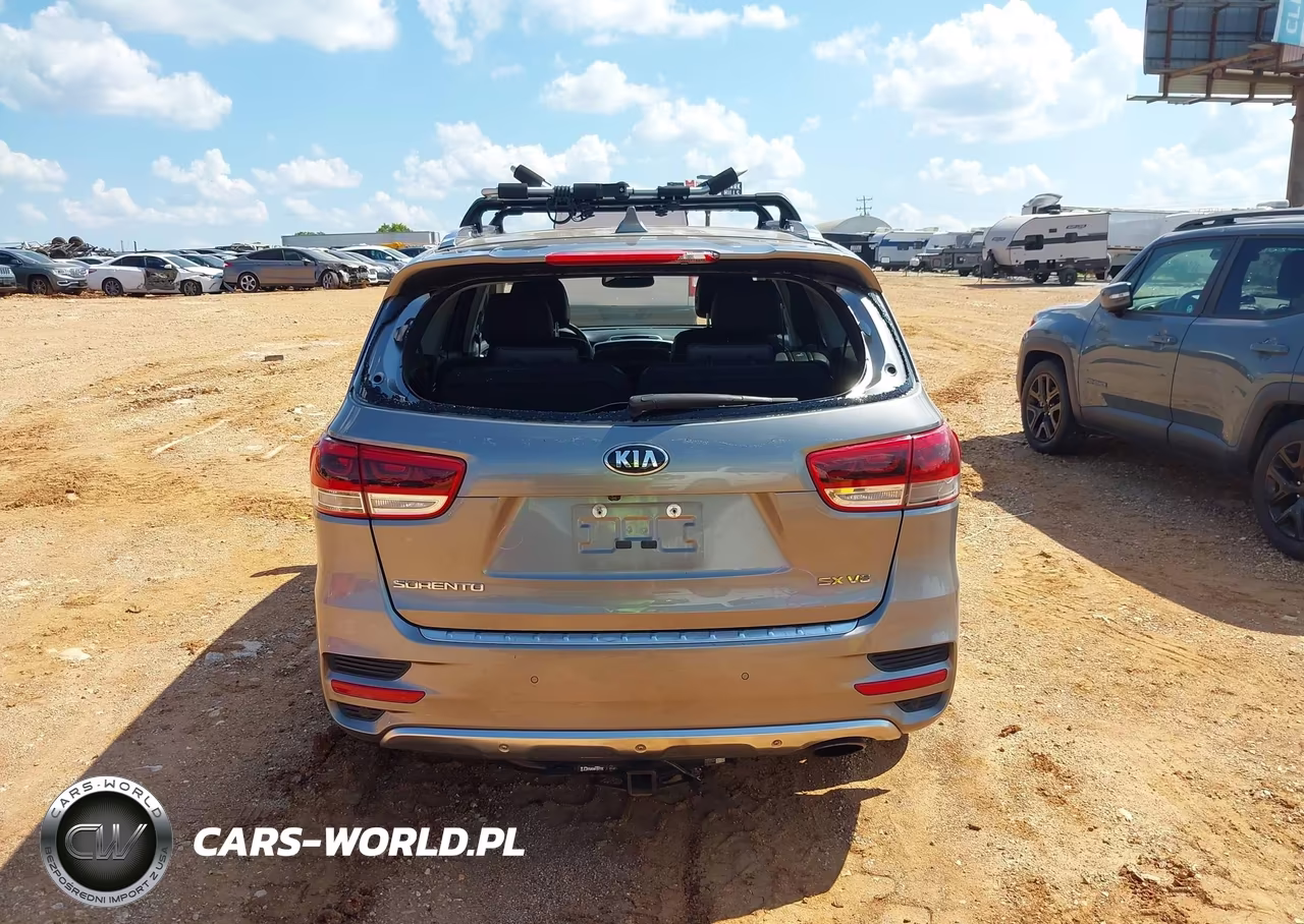 2017 Kia Sorento 3.3L Sx VIN:5XYPK4A5XHG318109 - 16