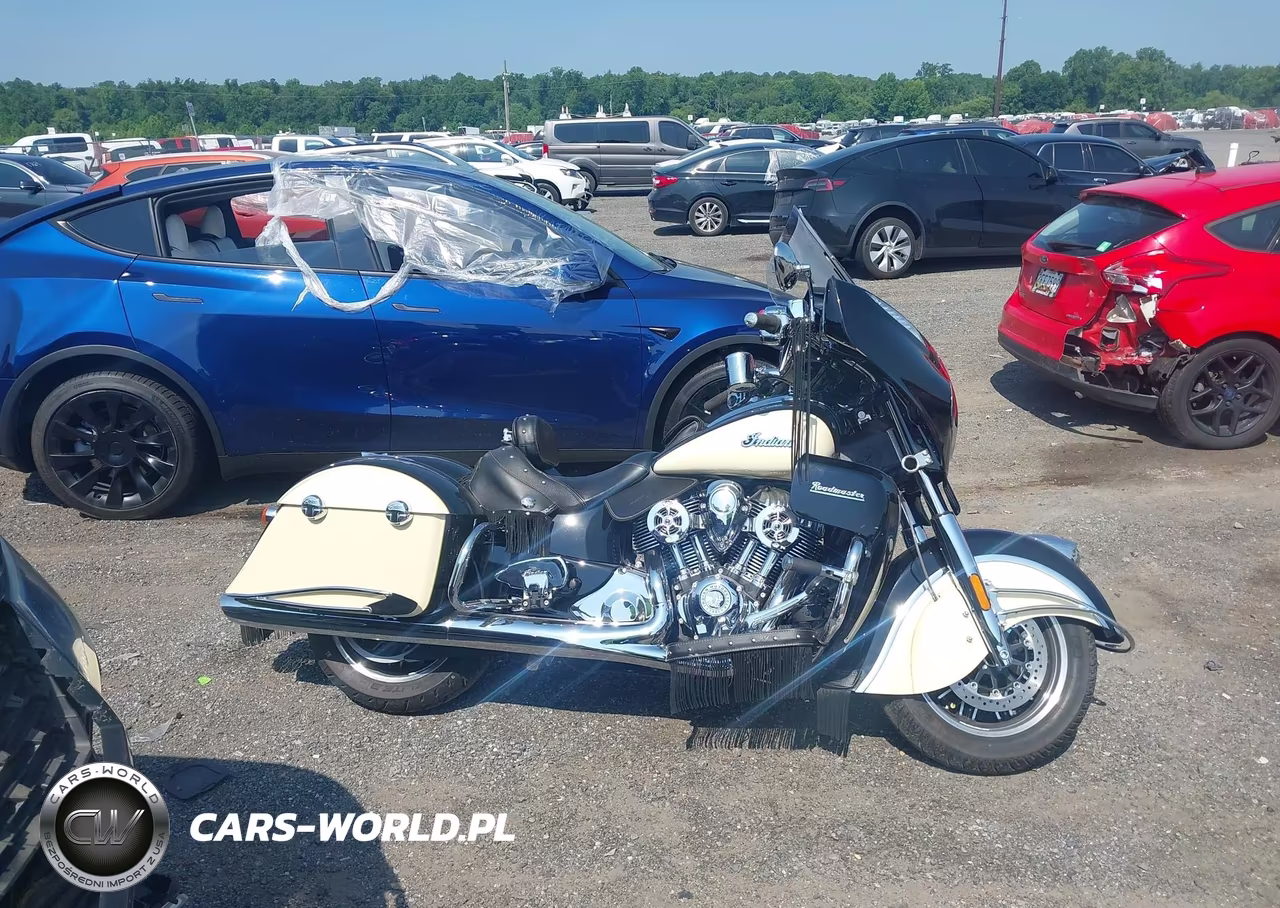 2017 Indian Motorcycle Co. Roadmaster VIN:56KTRAAA8H3356216 - 12