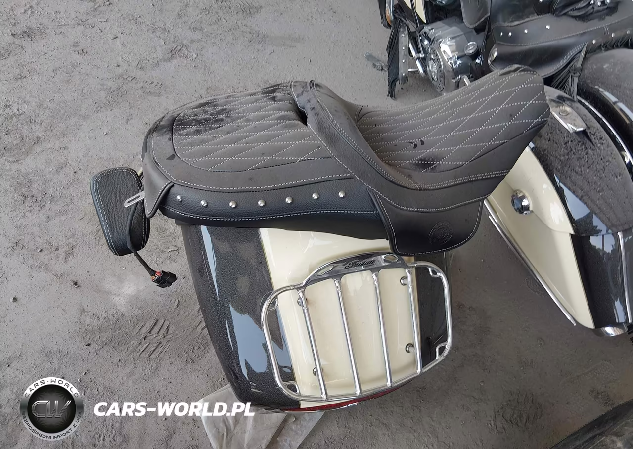 2017 Indian Motorcycle Co. Roadmaster VIN:56KTRAAA8H3356216 - 16