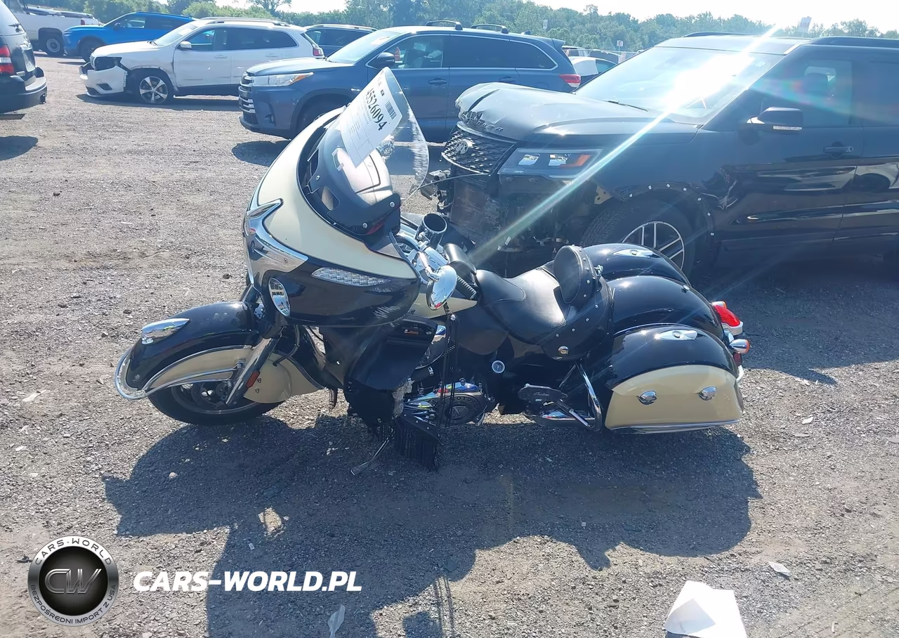 2017 Indian Motorcycle Co. Roadmaster VIN:56KTRAAA8H3356216 - 9