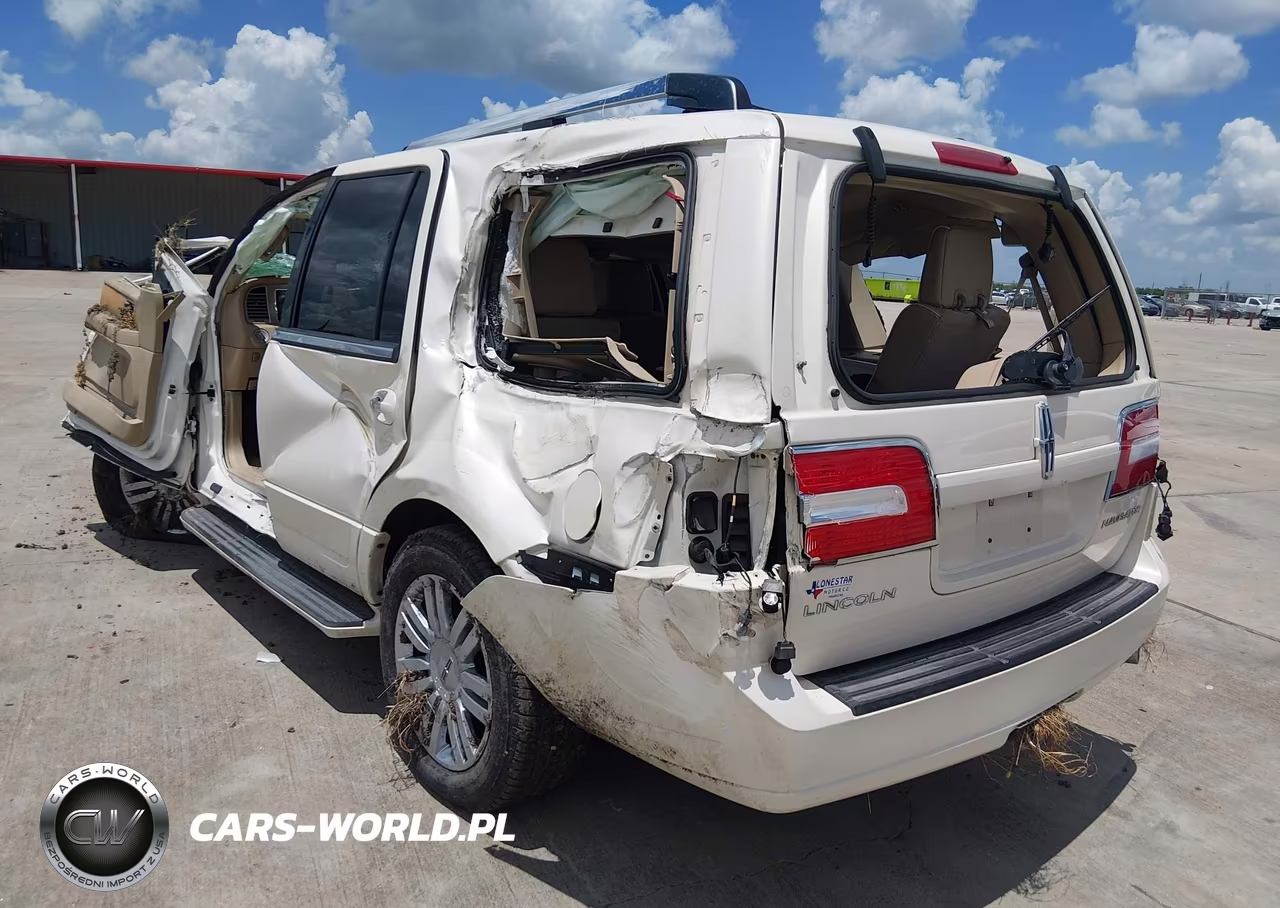 2007 Lincoln Navigator Ultimate VIN:5LMFU27507LJ16053 - 3