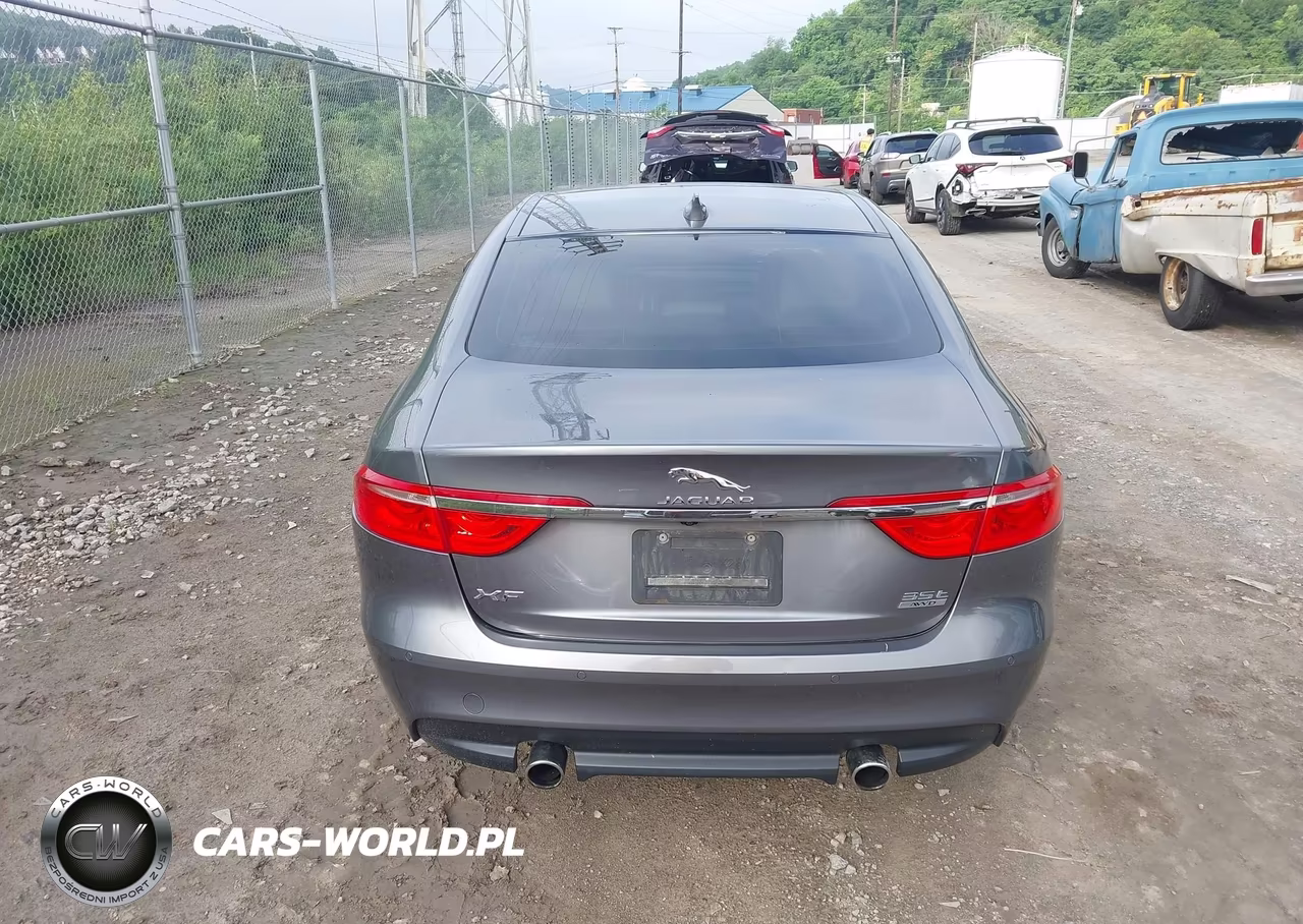 2017 Jaguar Xf 35T Prestige VIN:SAJBK4BV4HCY27319 - 17