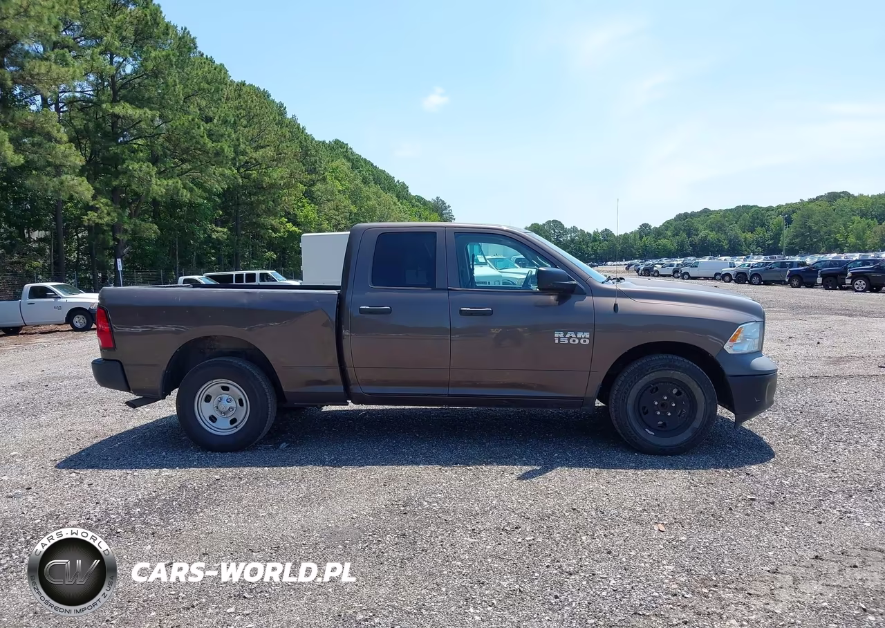 2018 Ram 1500 Tradesman 4X2 6'4 Box VIN:1C6RR6FG1JS296552 - 12