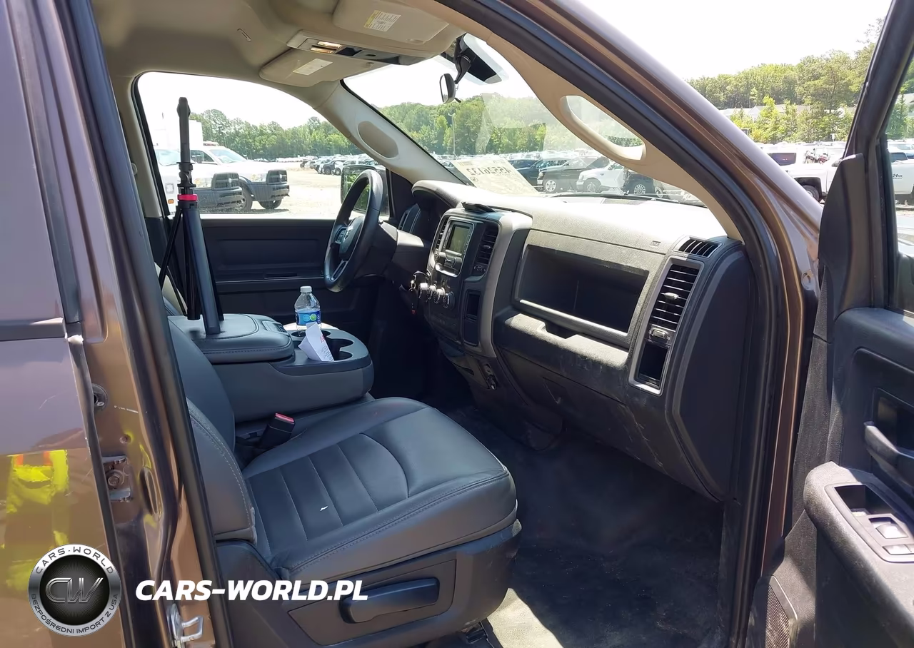 2018 Ram 1500 Tradesman 4X2 6'4 Box VIN:1C6RR6FG1JS296552 - 5