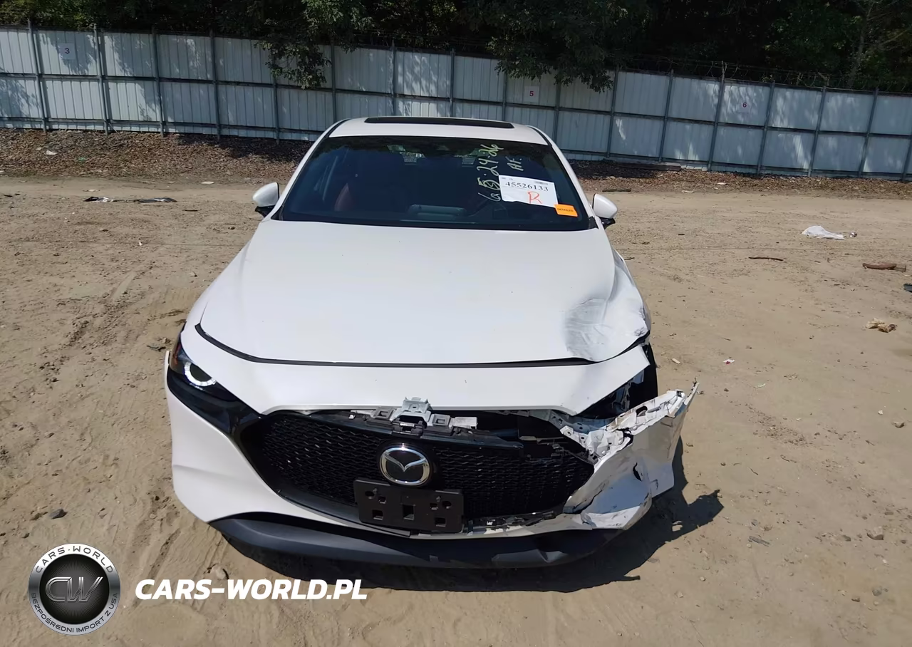 2022 Mazda Mazda3 Premium VIN:JM1BPBML8N1514832 - 13