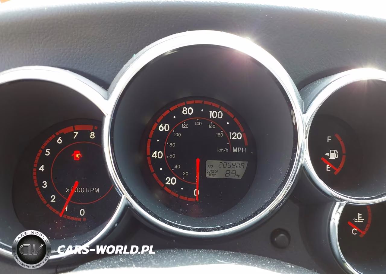 2005 Pontiac Vibe VIN:5Y2SL63815Z449713 - 7