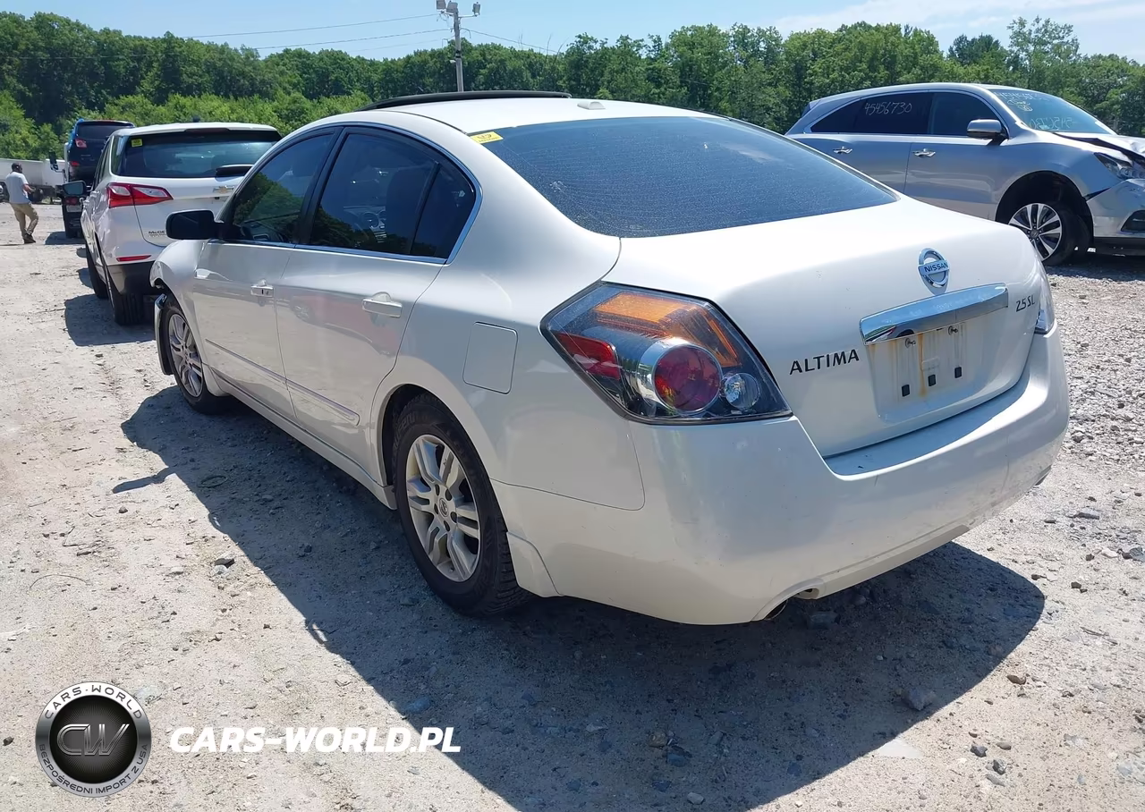 2010 Nissan Altima 2.5 S VIN:1N4AL2AP9AN549239 - 3