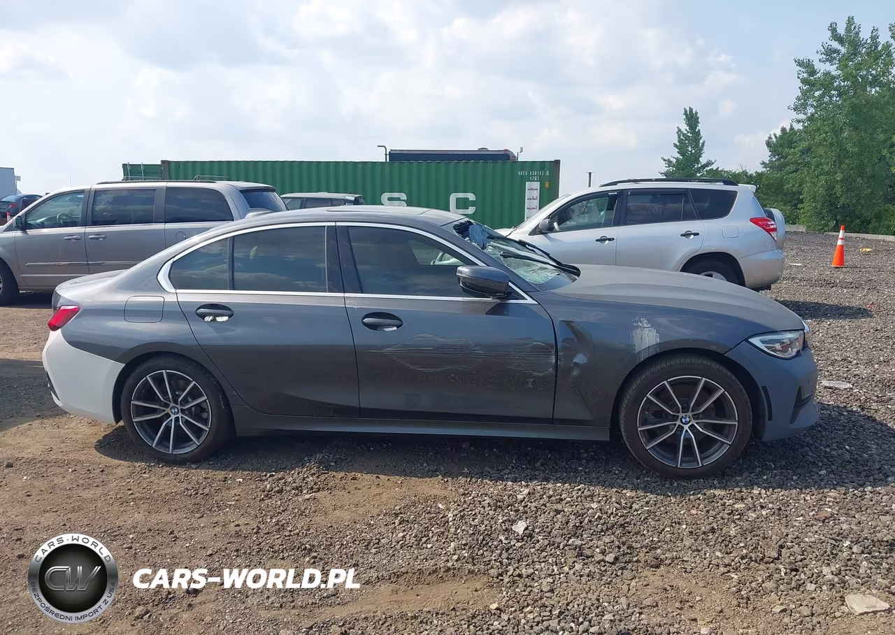 2021 BMW 330I xDrive VIN:3MW5R7J02M8B90525 - 13