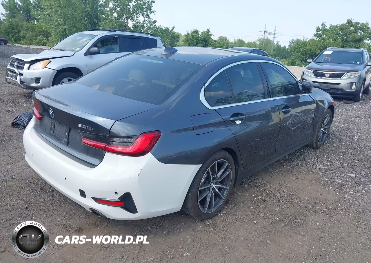 2021 BMW 330I xDrive VIN:3MW5R7J02M8B90525 - 4