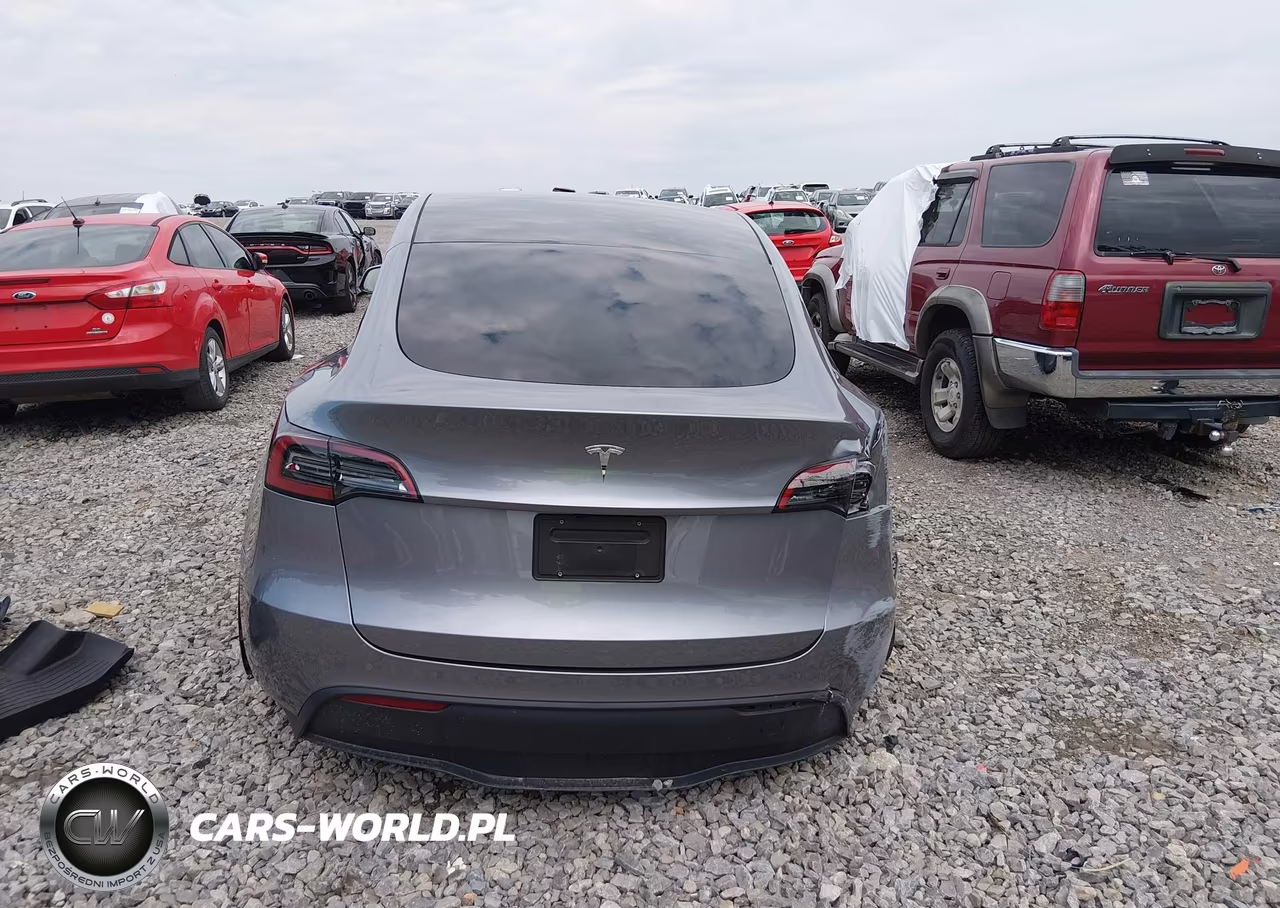 2025 Tesla Model Y Long Range Dual Motor Rear-Wheel Drive VIN:7SAYGDED2SA372543 - 16